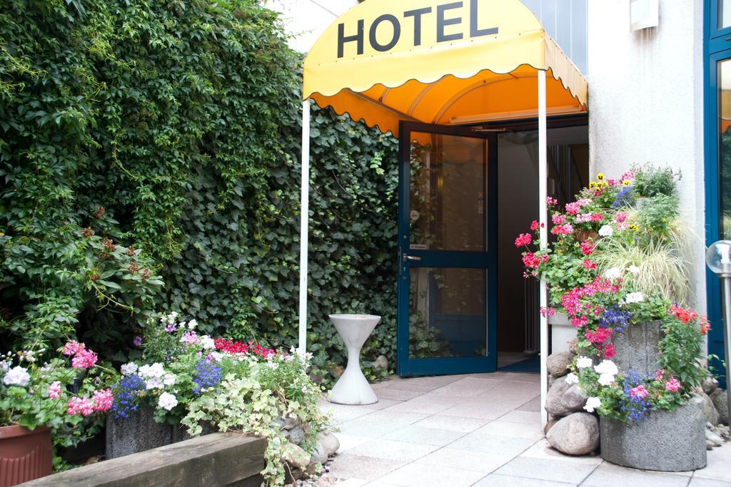 Cabo Nonsmoking-Hotel Hamburg Bagian luar foto