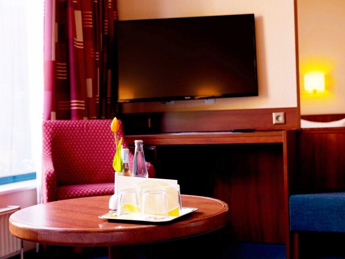 Cabo Nonsmoking-Hotel Hamburg Bagian luar foto
