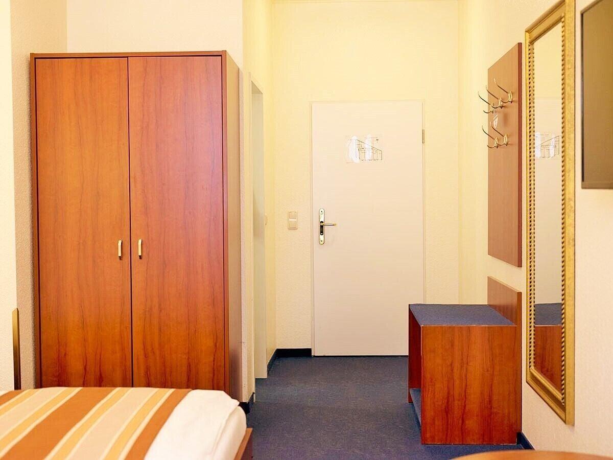 Cabo Nonsmoking-Hotel Hamburg Bagian luar foto