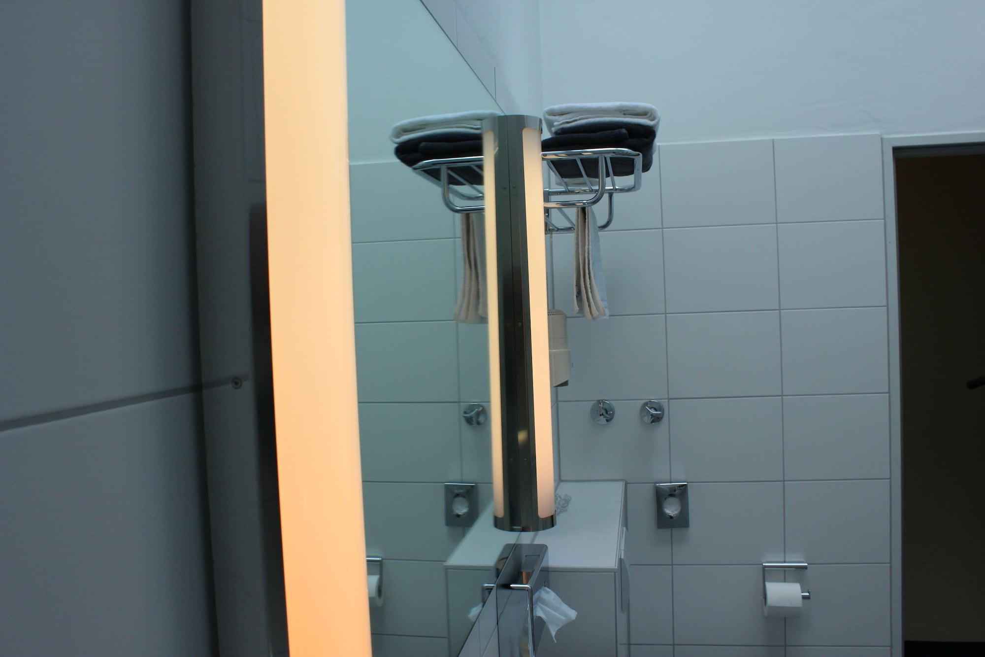 Cabo Nonsmoking-Hotel Hamburg Bagian luar foto