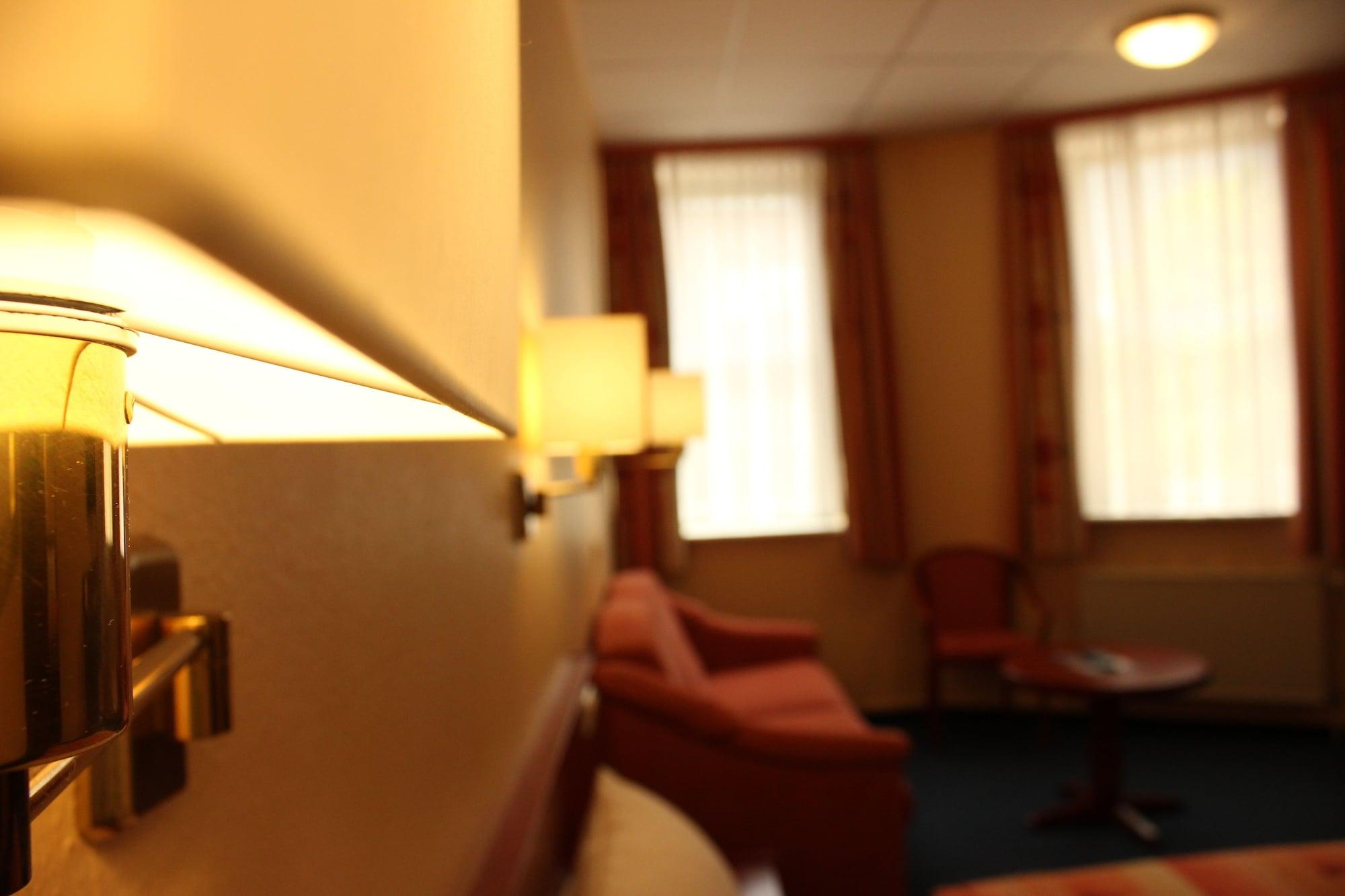 Cabo Nonsmoking-Hotel Hamburg Bagian luar foto
